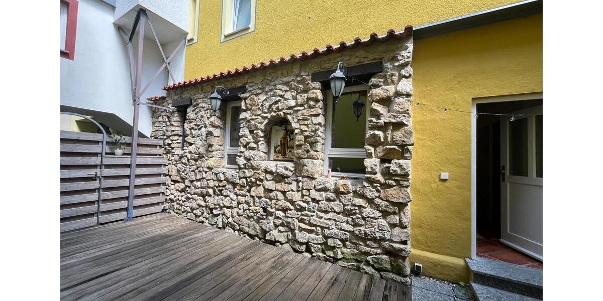 Hochparterre Ludwigsburg - 5.5 Zimmer, 115 m&sup2;, 1.560&euro; | Angebot:26504465