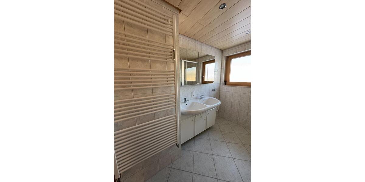 Dachgeschoßwohnung Stetten am kalten Markt - 3.5 Zimmer, 865&euro; | Angebot:23648997