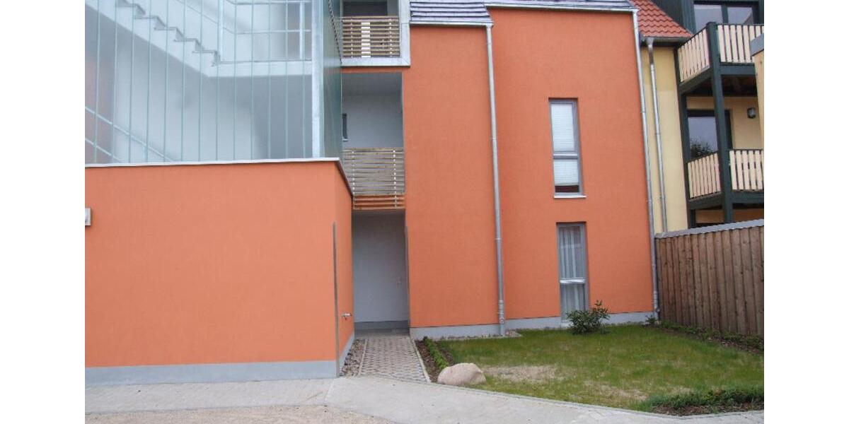 Etagenwohnung Waren (Müritz) - 2 Zimmer, 52 m&sup2;, 570&euro; | Angebot:25963476