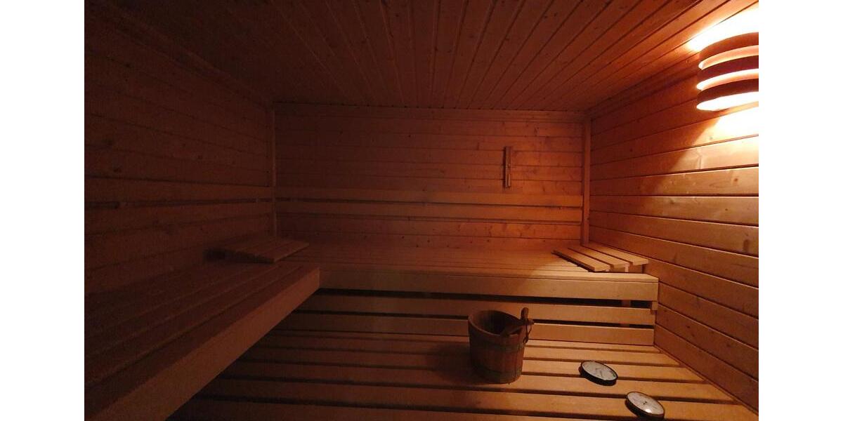 Wohnen auf Zeit Schmelz - 1 Zimmer, 130 m&sup2;, 550&euro; | Angebot:24677355