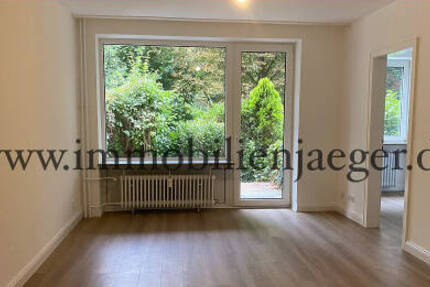 Freie Erdgeschoss-Wohnung mit Terrasse - Duschbad- TG-Platz - Erstbezug nach einer Modernsierung