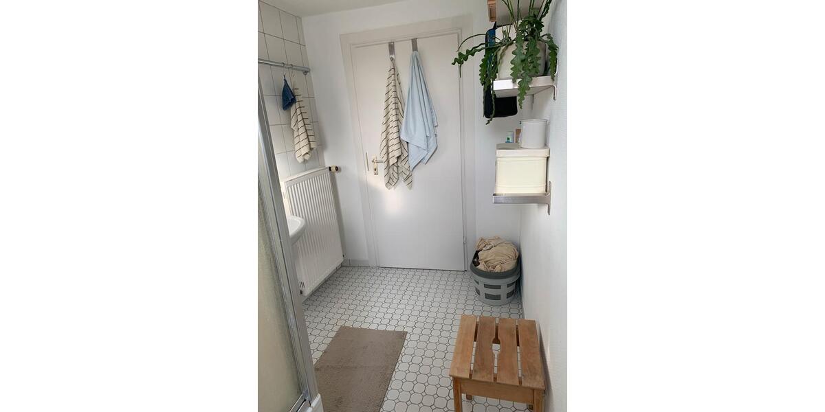 Dachgeschoßwohnung Karlsruhe Südstadt - 2 Zimmer, 66 m&sup2;, 1.150&euro; | Angebot:25161016