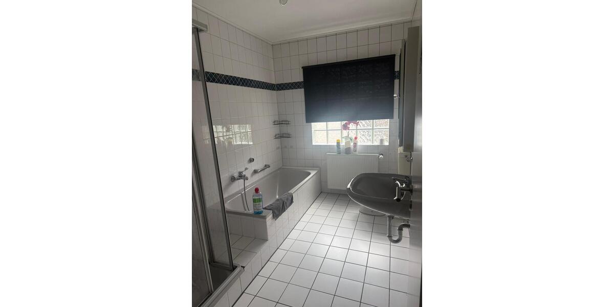 Dachgeschoßwohnung Fell - 3 Zimmer, 90 m&sup2;, 800&euro; | Angebot:26566084