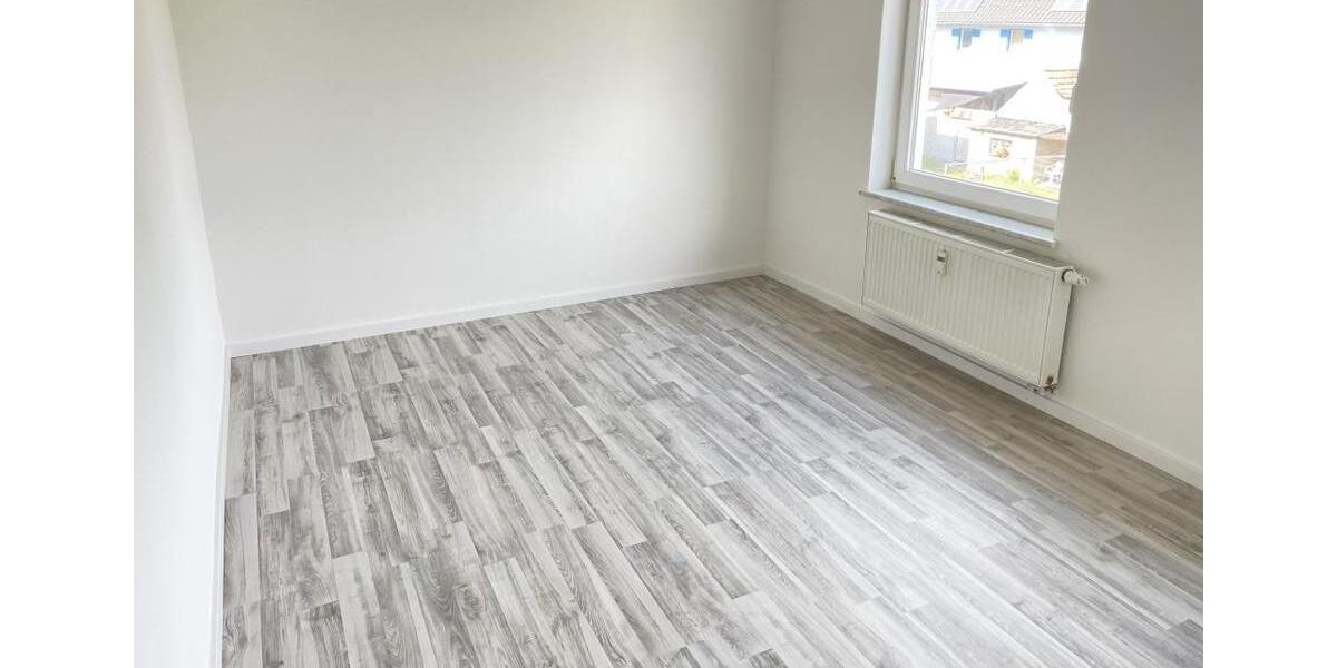 Etagenwohnung Zeithain - 2 Zimmer, 48 m&sup2;, 250&euro; | Angebot:25559076