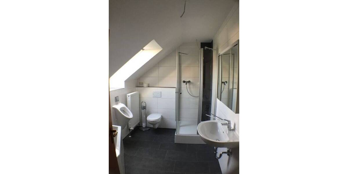 Etagenwohnung Heßdorf - 3 Zimmer, 89 m&sup2;, 890&euro; | Angebot:25665158