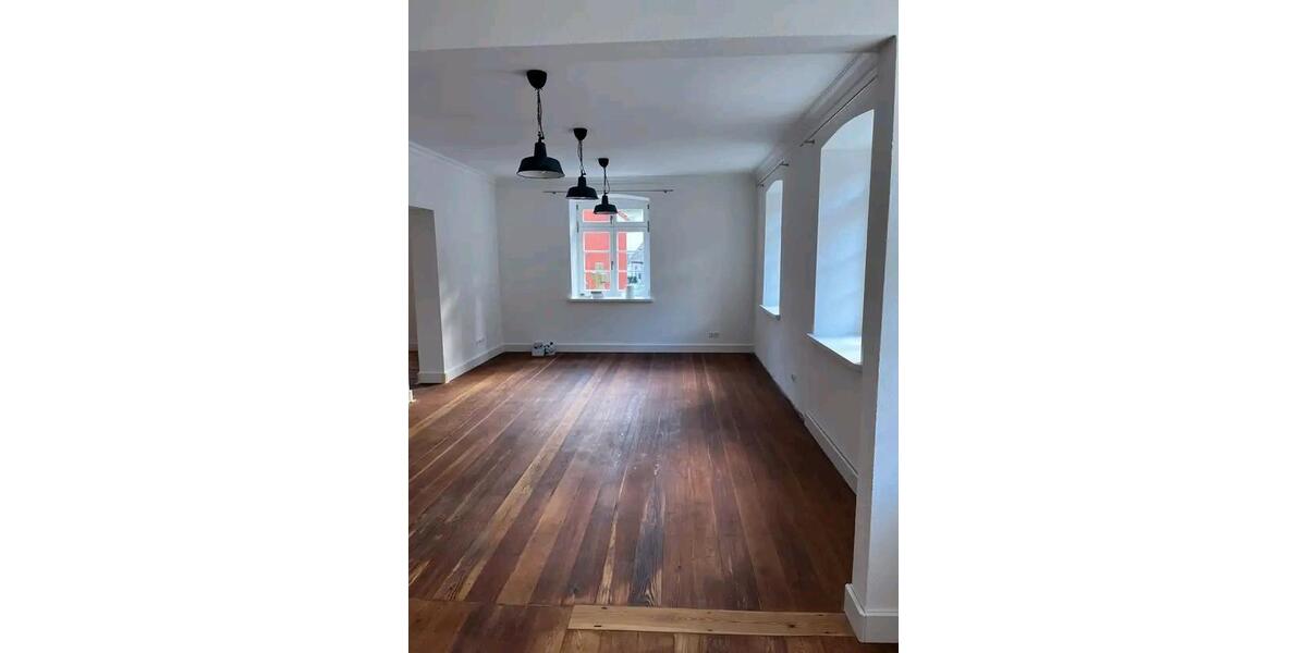 Erdgeschoßwohnung Steinbach am Donnersberg - 5 Zimmer, 140 m&sup2;, 1.300&euro; | Angebot:26416120