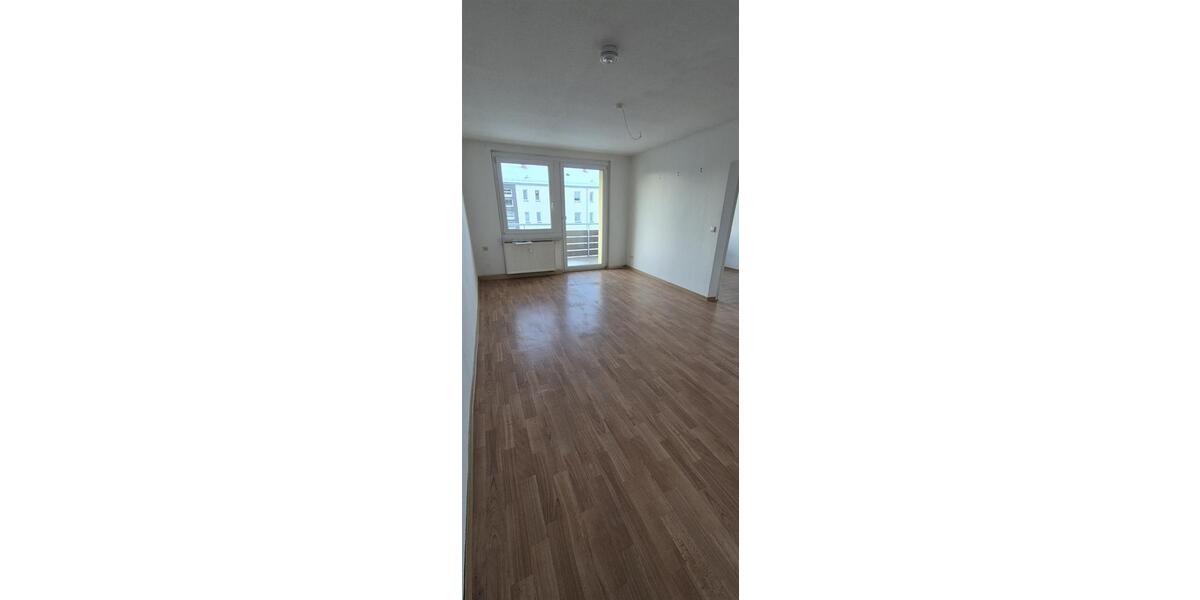 Etagenwohnung Kamenz - 4 Zimmer, 69 m&sup2;, 480&euro; | Angebot:25721643