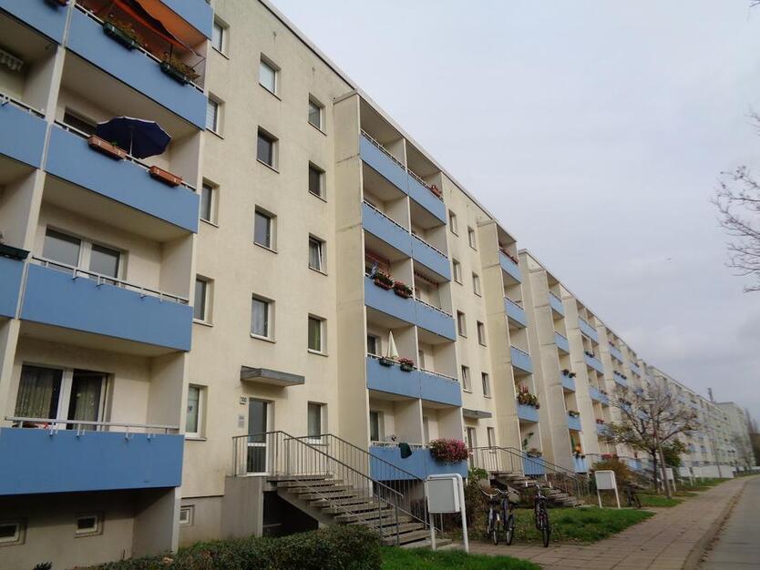 3 Zimmer im Erdgeschoss für eine kleine Familie