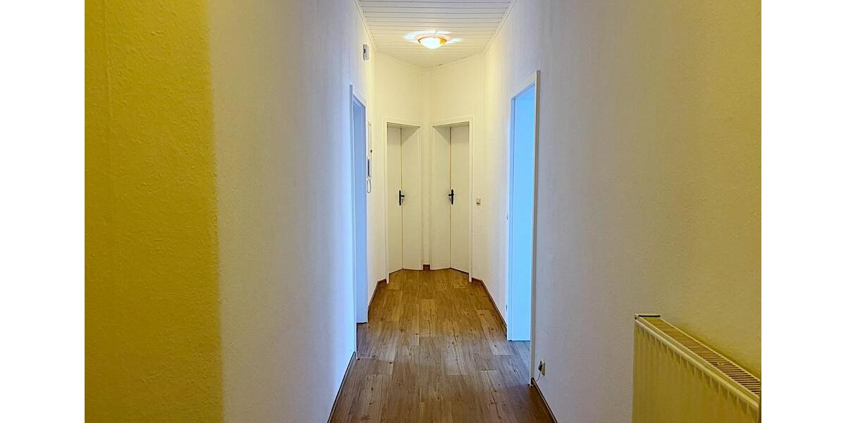 Hochparterre Salzwedel - 3 Zimmer, 84 m&sup2;, 630&euro; | Angebot:25921565