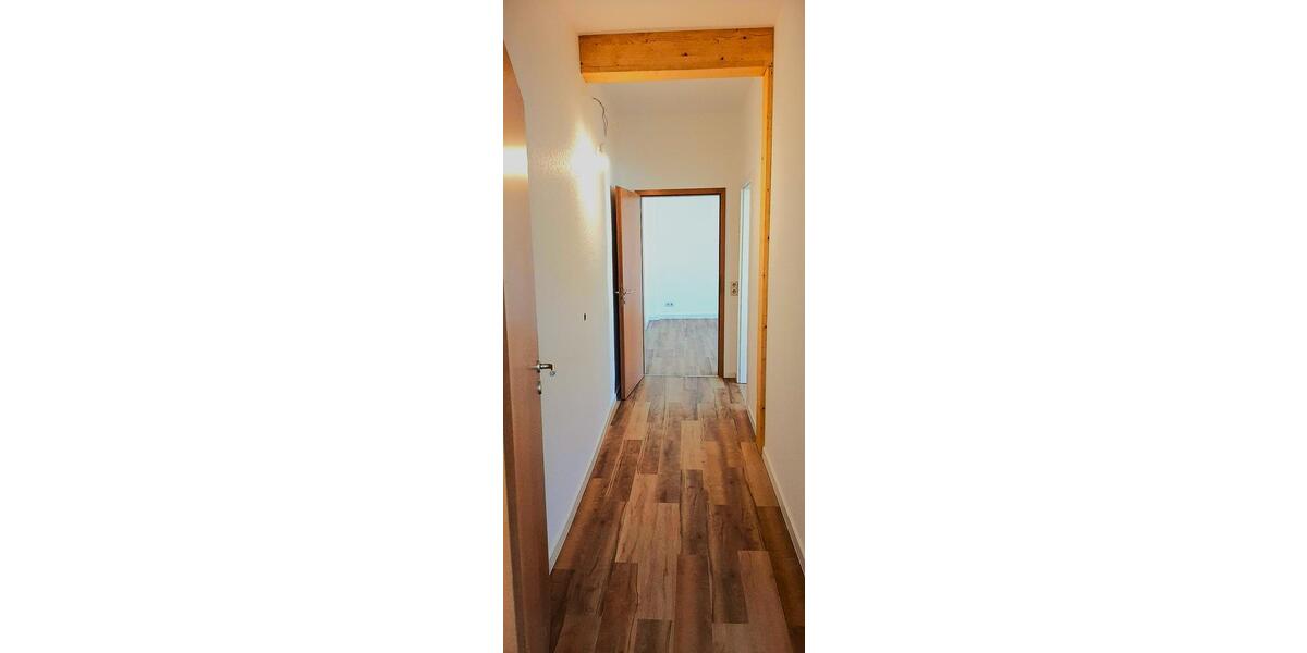 Etagenwohnung Meißen - 4 Zimmer, 86 m&sup2;, 556&euro; | Angebot:26384038