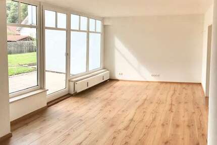 Wohnung zum Mieten in Laufen 1.090 € 126 m²