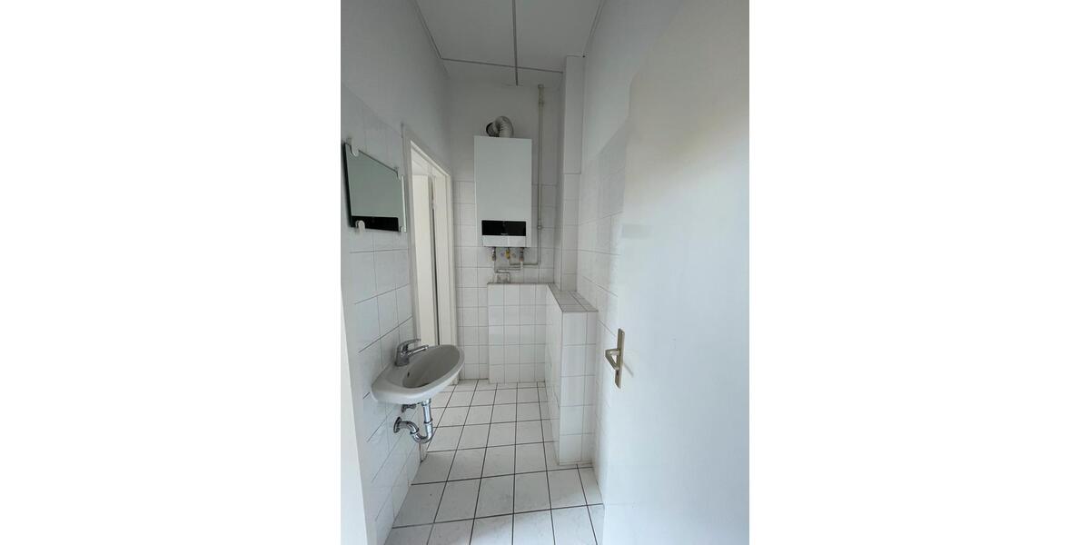 Großzügige und helle Büroflächen in zentraler Lage ab sofort zu vermieten zimmer