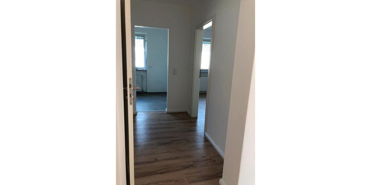 Etagenwohnung Erwitte - 3 Zimmer, 67 m&sup2;, 700&euro; | Angebot:26517456