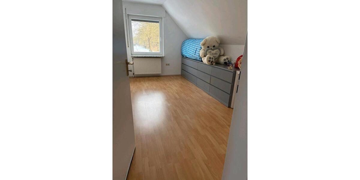 Einfamilienhaus Bad Zwischenahn - 4 Zimmer, 127 m&sup2;, 1.250&euro; | Angebot:26043153