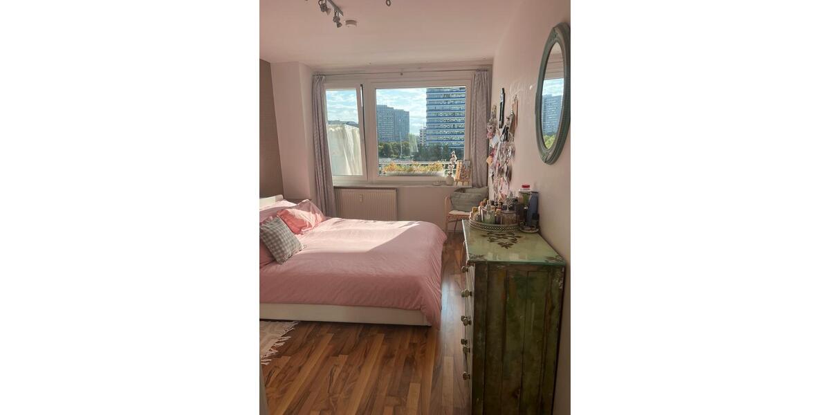 Mehrfamilienhaus, Wohnhaus Berlin Mitte - 2 Zimmer, 49 m&sup2;, 1.650&euro; | Angebot:25158607