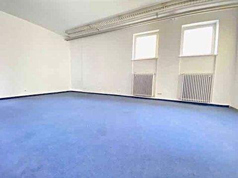 Gewerbeobjekt Freilassing - 1 Zimmer, 33 m&sup2;, 268&euro; | Angebot:25815745