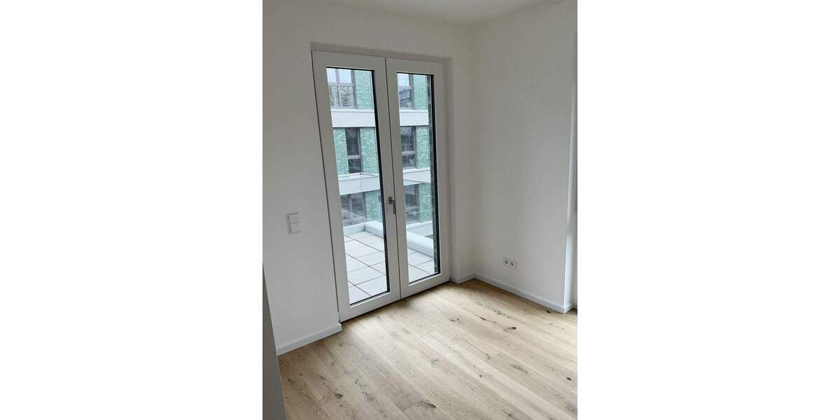 Etagenwohnung Hannover Döhren - 5 Zimmer, 140 m&sup2;, 1.990&euro; | Angebot:24696709
