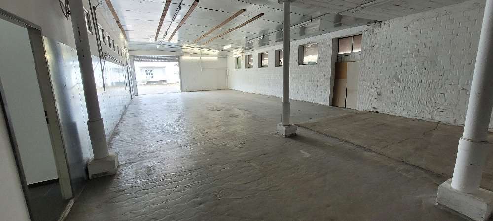 Halle in Darmstadt 1.950 € 268 m²
