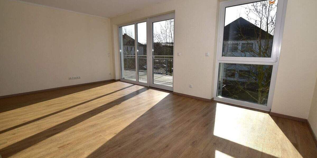 Etagenwohnung Hemer - 2 Zimmer, 83 m&sup2;, 995&euro; | Angebot:26155723