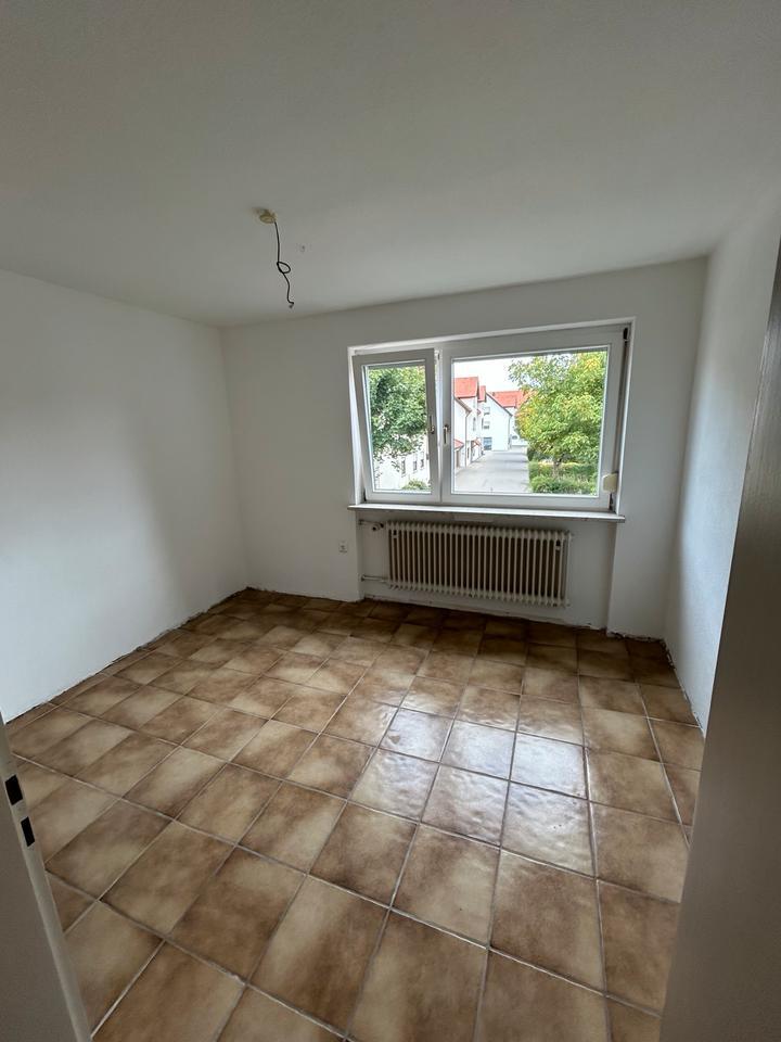 Zentrale 4 Zimmer Wohnung mit viel Gestaltungsmöglichkeiten