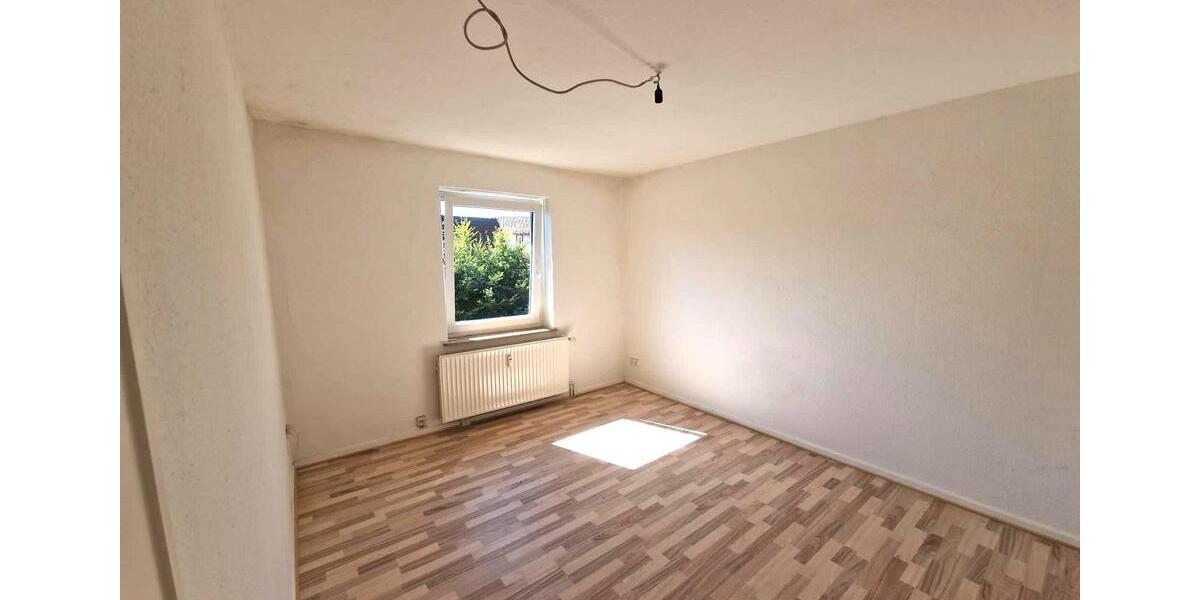 Etagenwohnung Einbeck - 2 Zimmer, 33 m&sup2;, 220&euro; | Angebot:26651256