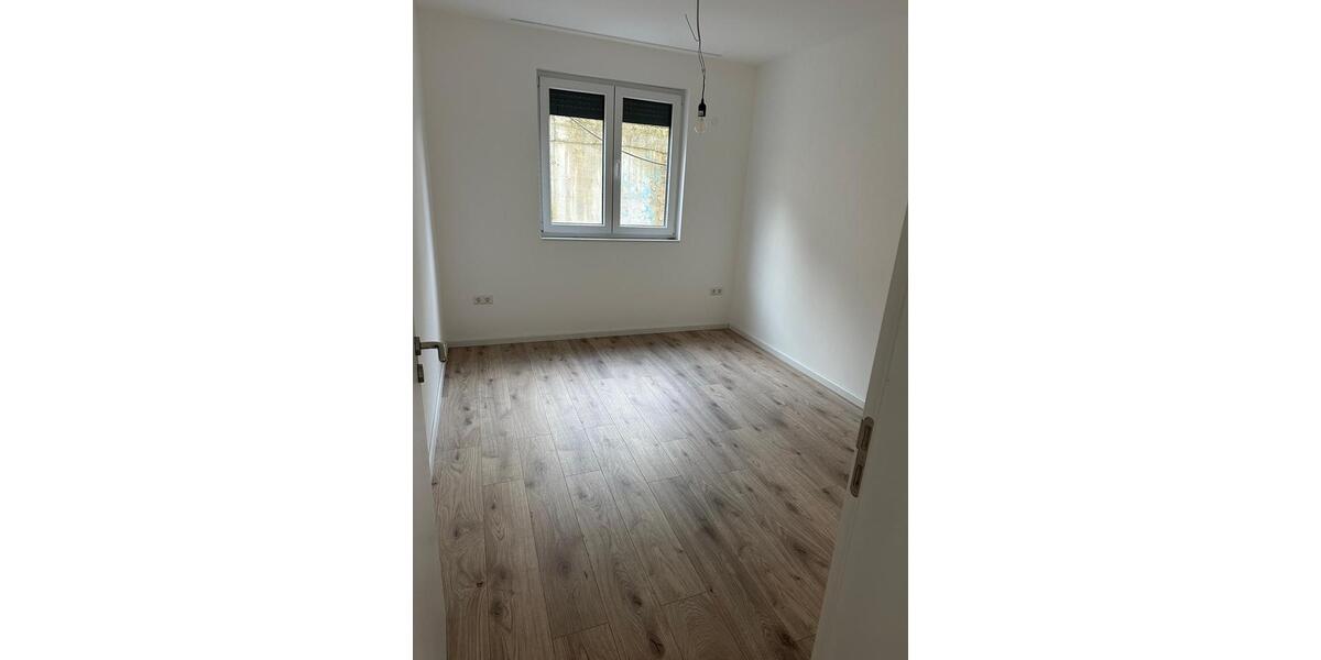 Erdgeschoßwohnung Wilhelmsfeld - 4.5 Zimmer, 85 m&sup2;, 1.250&euro; | Angebot:26025490
