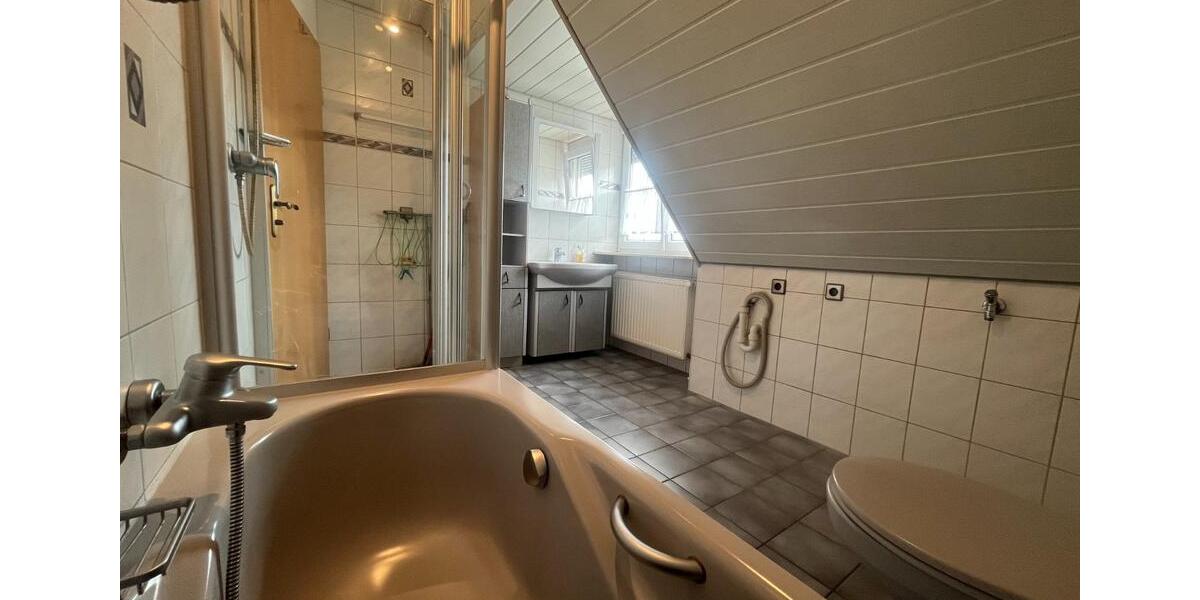 Wohnen auf Zeit Herbertingen - 12 Zimmer, 280 m&sup2;, 15&euro; | Angebot:24947423