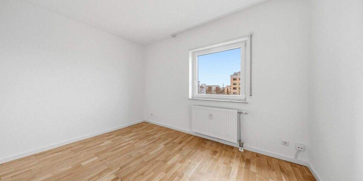 Etagenwohnung Karlsruhe Innenstadt-West - 3 Zimmer, 97 m&sup2;, 1.260&euro; | Angebot:25802570