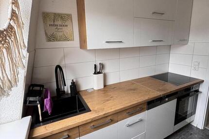 Wohnung Meerane - 2 Zimmer, 62 m&sup2;, 400&euro; | Angebot:25102021