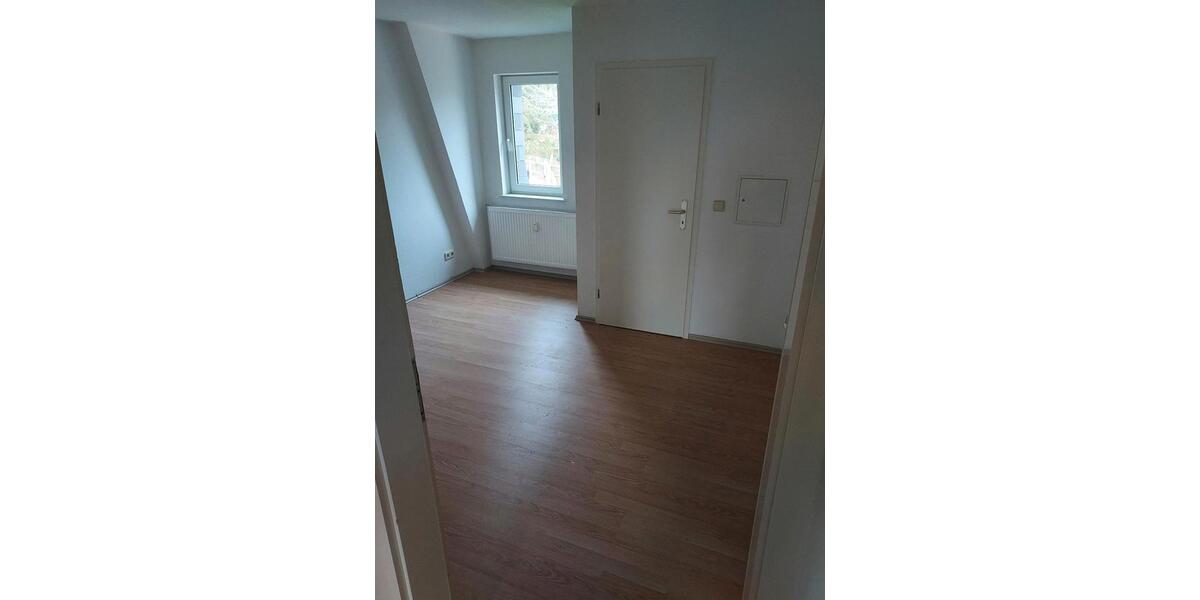Etagenwohnung Reichenbach im Vogtland Obermylau - 5 Zimmer, 98 m&sup2;, 680&euro; | Angebot:24104355