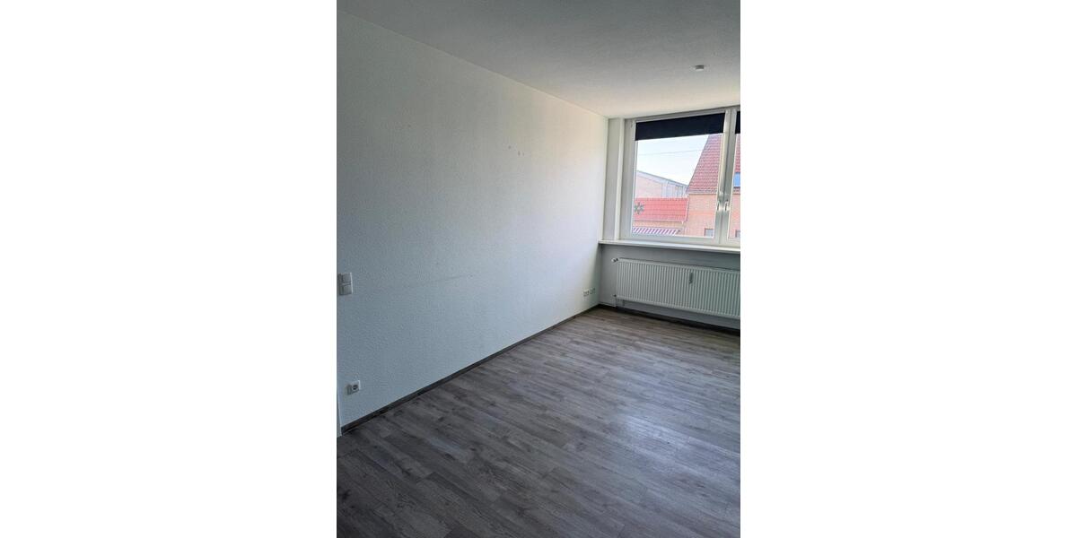 3-Raum Wohnung in zentraler Lage 3 zimmer