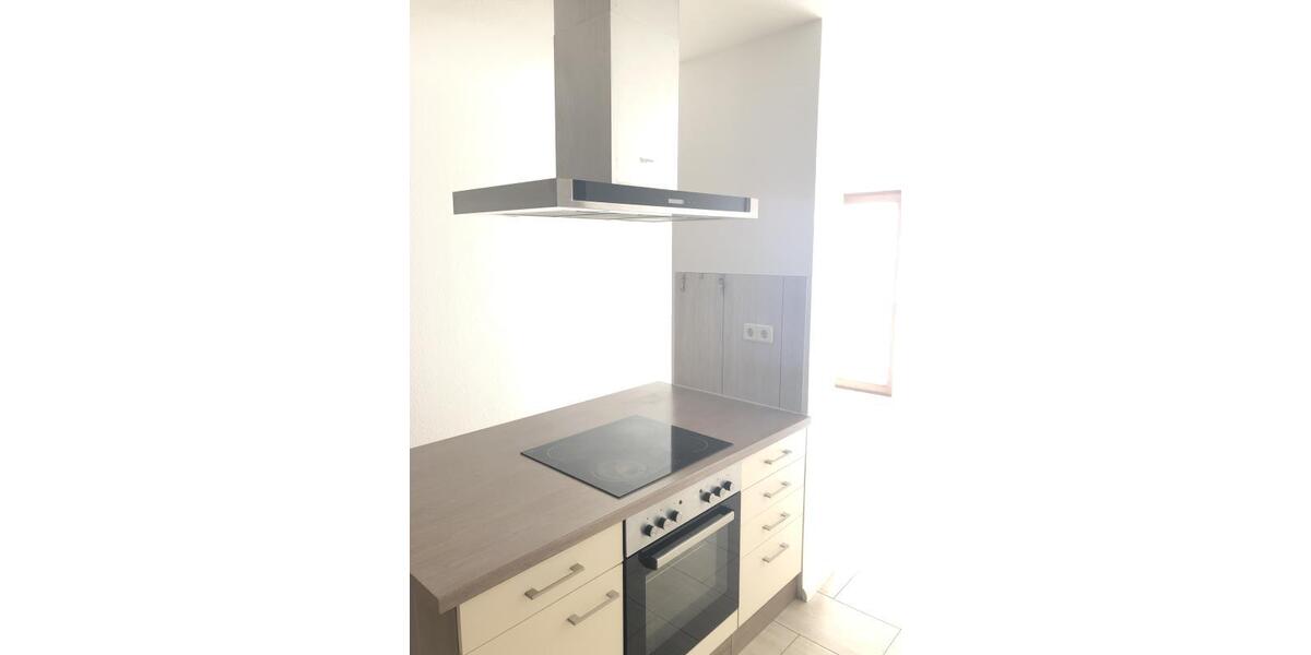 Etagenwohnung Mittweida - 4 Zimmer, 102 m&sup2;, 695&euro; | Angebot:24489760