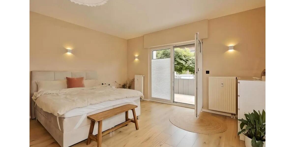 Maisonettenwohnung Duisburg Rheinhausen - 7 Zimmer, 210 m&sup2;, 2.499&euro; | Angebot:26702259