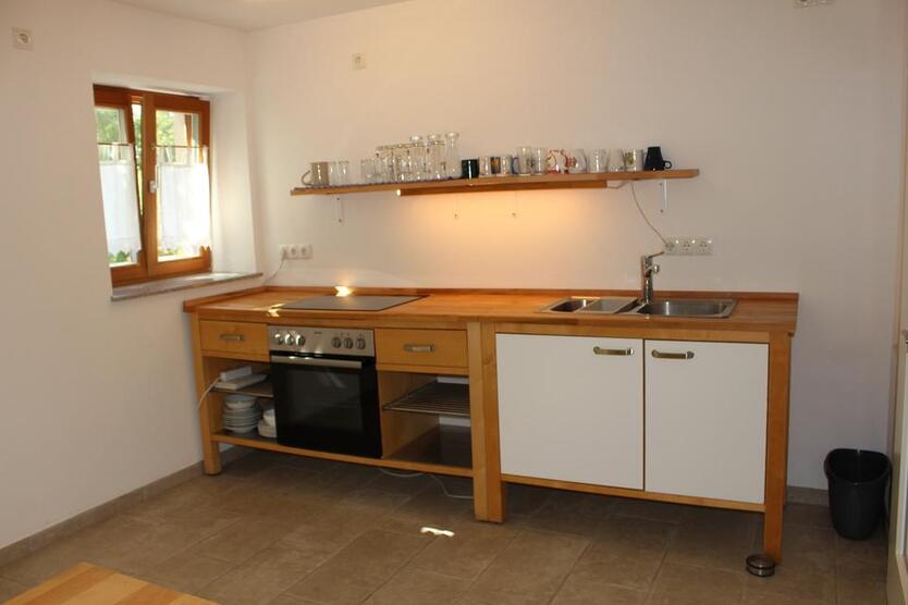 Behagliches, neuwertiges 1-Zi.-Appatement in DeggendorfMietraching zu vermieten.