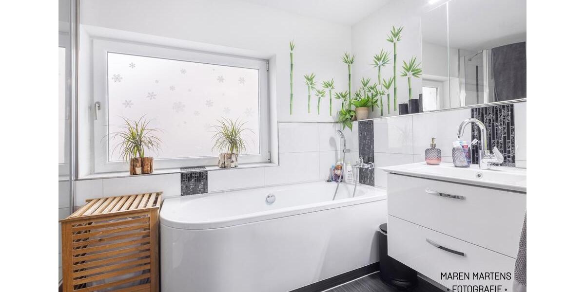 Erdgeschoßwohnung Stade Altländer Viertel - 4 Zimmer, 110 m&sup2;, 1.320&euro; | Angebot:26452223