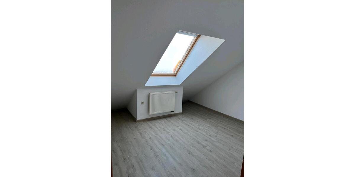 Dachgeschoßwohnung Magdeburg Ottersleben - 3 Zimmer, 79 m&sup2;, 761&euro; | Angebot:26021685