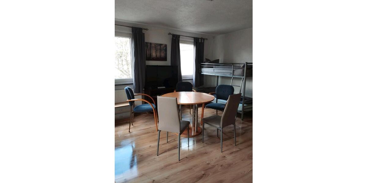 Wohnen auf Zeit Kandel - 5 Zimmer, 300 m&sup2;, 15&euro; | Angebot:24422554