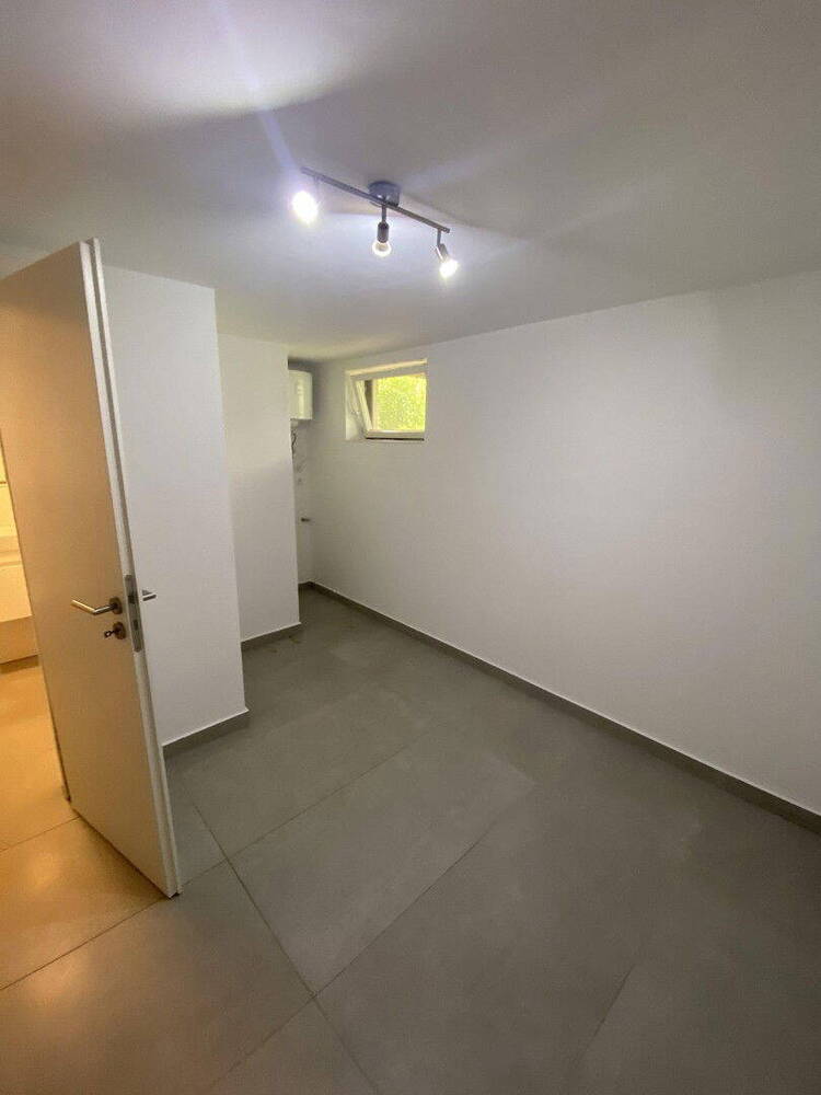 SOFORT EINZIEHEN! MonteursZimmer in Oberneuching - Ideal für Pendler & Handwerker!
