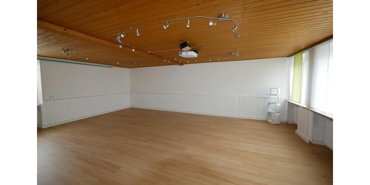 Gewerbeobjekt Eggolsheim - 1.000&euro; | Angebot:24803796