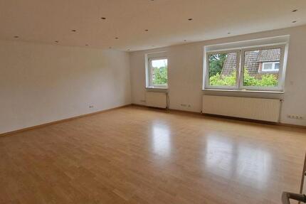Bordenau-Großzügige 4-Zimmer-Wohnung mit Balkon