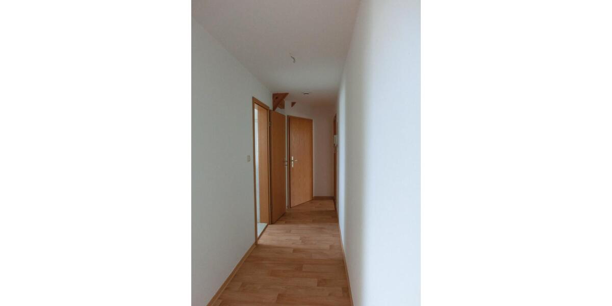Dachgeschoßwohnung Altenburg - 2 Zimmer, 60 m&sup2;, 400&euro; | Angebot:25993598