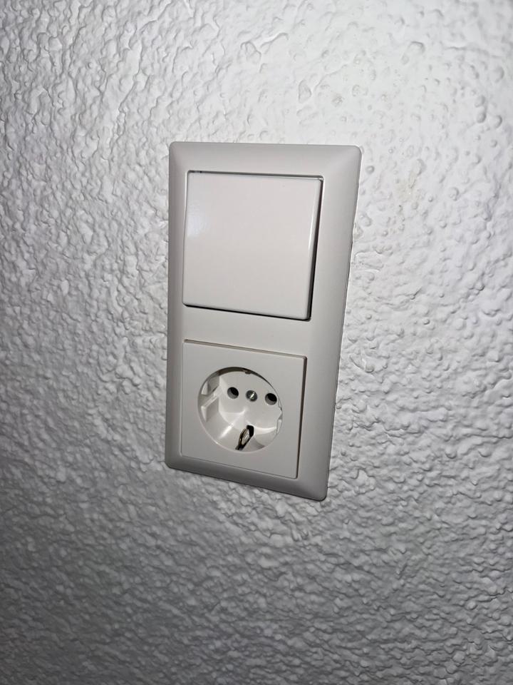 Helle 3,5 Zi EG-Whng mit Holzkachelofen, großer Terasse, Garten zimmer