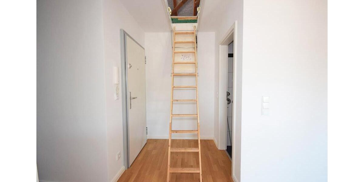 Dachgeschoßwohnung Bargteheide - 3 Zimmer, 95 m&sup2;, 1.330&euro; | Angebot:26678330