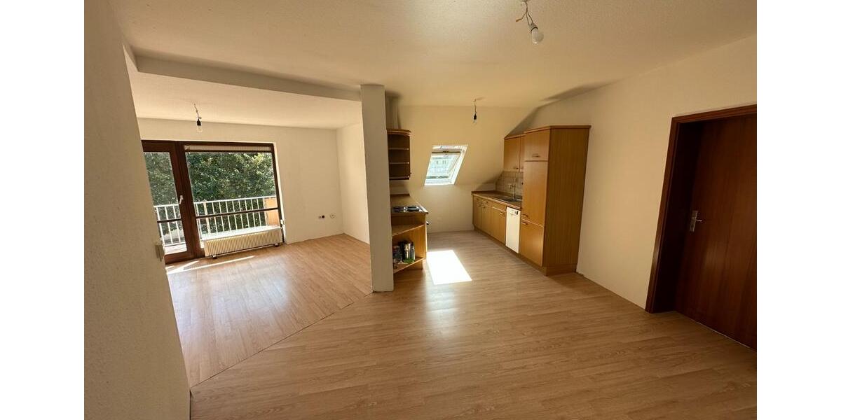 Dachgeschoßwohnung Bad Sooden-Allendorf Allendorf - 3 Zimmer, 97 m&sup2;, 890&euro; | Angebot:25283274