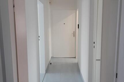 Wohnung Schöppenstedt - 3 Zimmer, 54 m&sup2;, 360&euro; | Angebot:24785277