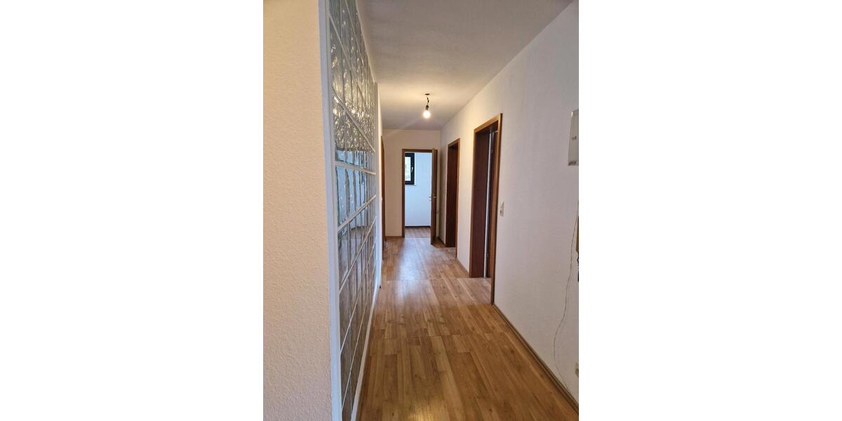 Erdgeschoßwohnung Schramberg Tennenbronn - 4.5 Zimmer, 112 m&sup2;, 800&euro; | Angebot:26423363
