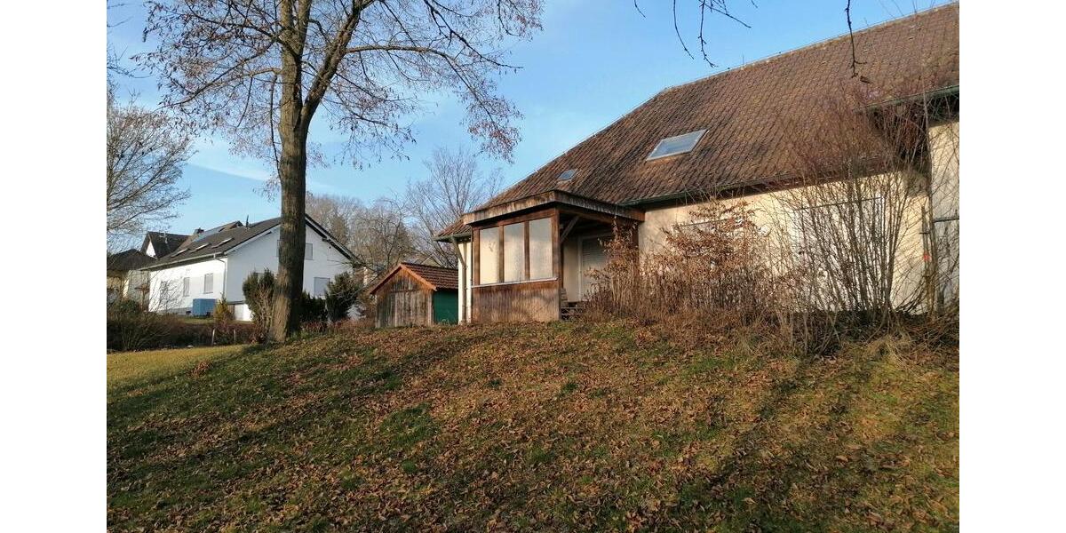 Erdgeschoßwohnung Pettstadt - 6 Zimmer, 173 m&sup2;, 1.176&euro; | Angebot:25233737