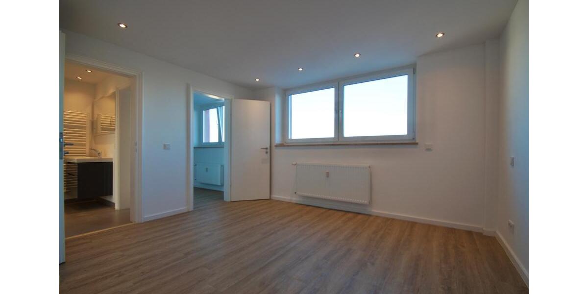 Einfamilienhaus Köln Mülheim - 3 Zimmer, 142 m&sup2;, 2.700&euro; | Angebot:24570740