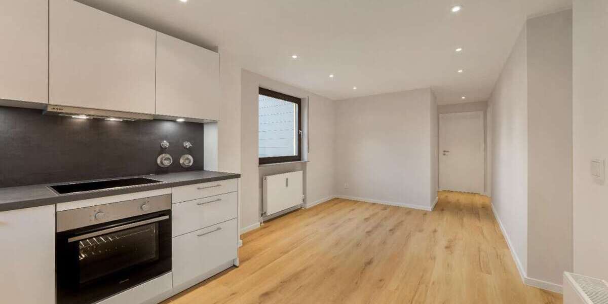 Etagenwohnung Nürnberg Sankt Johannis - 3 Zimmer, 83 m&sup2;, 1.160&euro; | Angebot:24518138