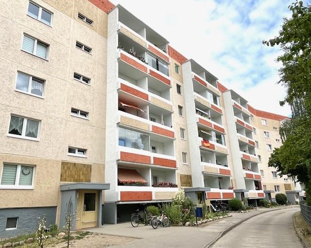 1 Raum-Wohnung mit Badewanne in Ruhiger Lage 1 zimmer